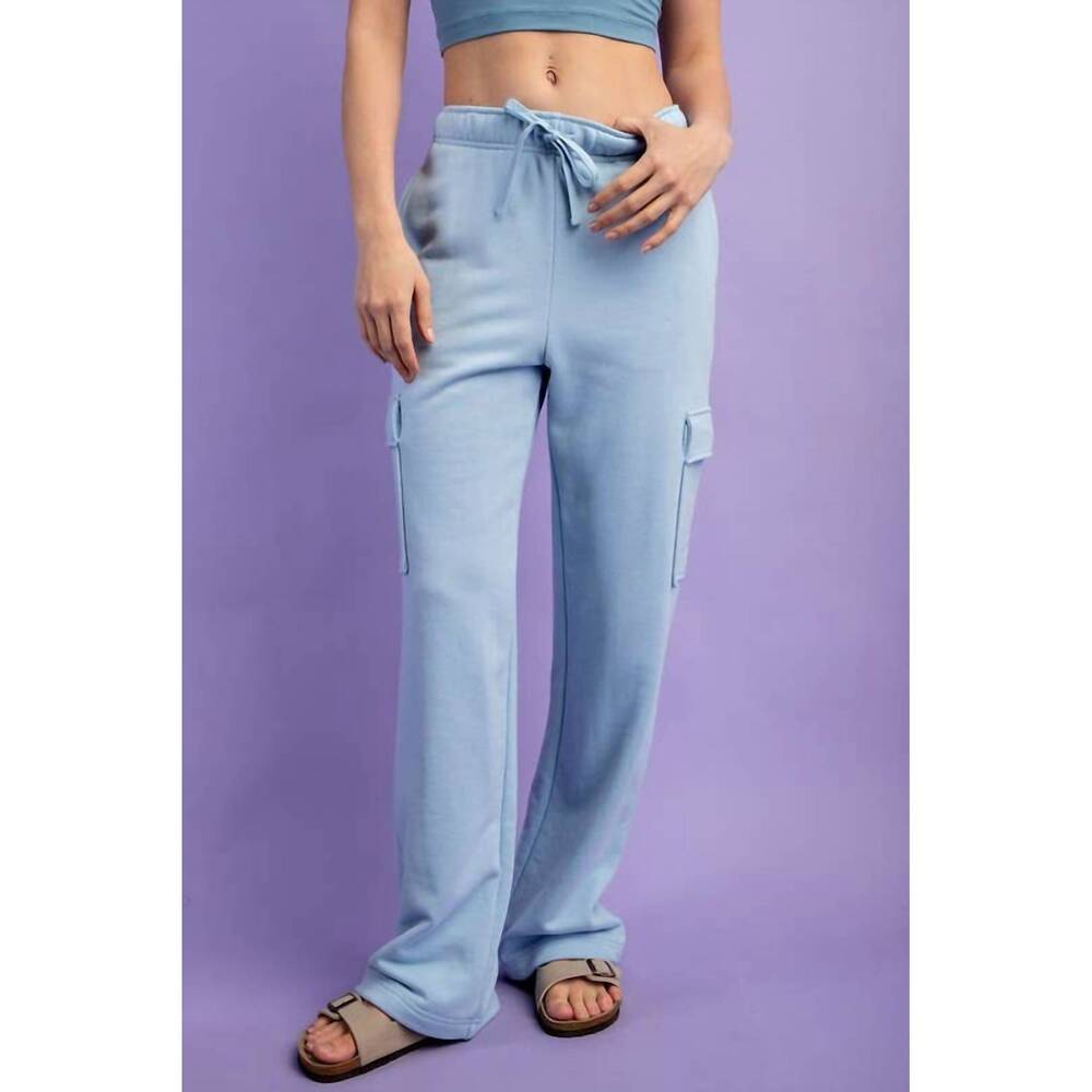 NEW SUNDAY MORNING cargo sweatpants in sky blue